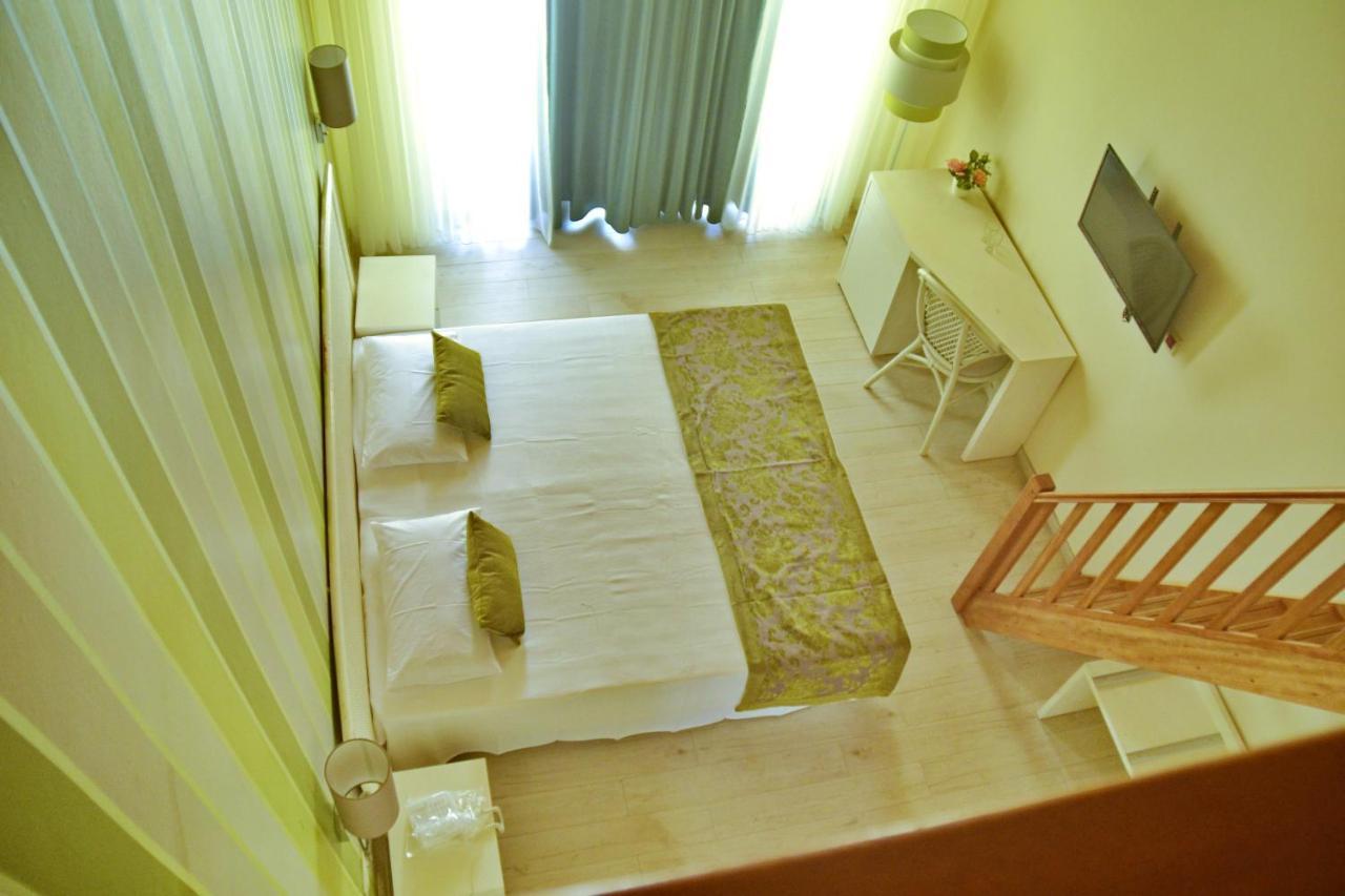 Ouril Hotel Julia Santa Maria Exterior foto